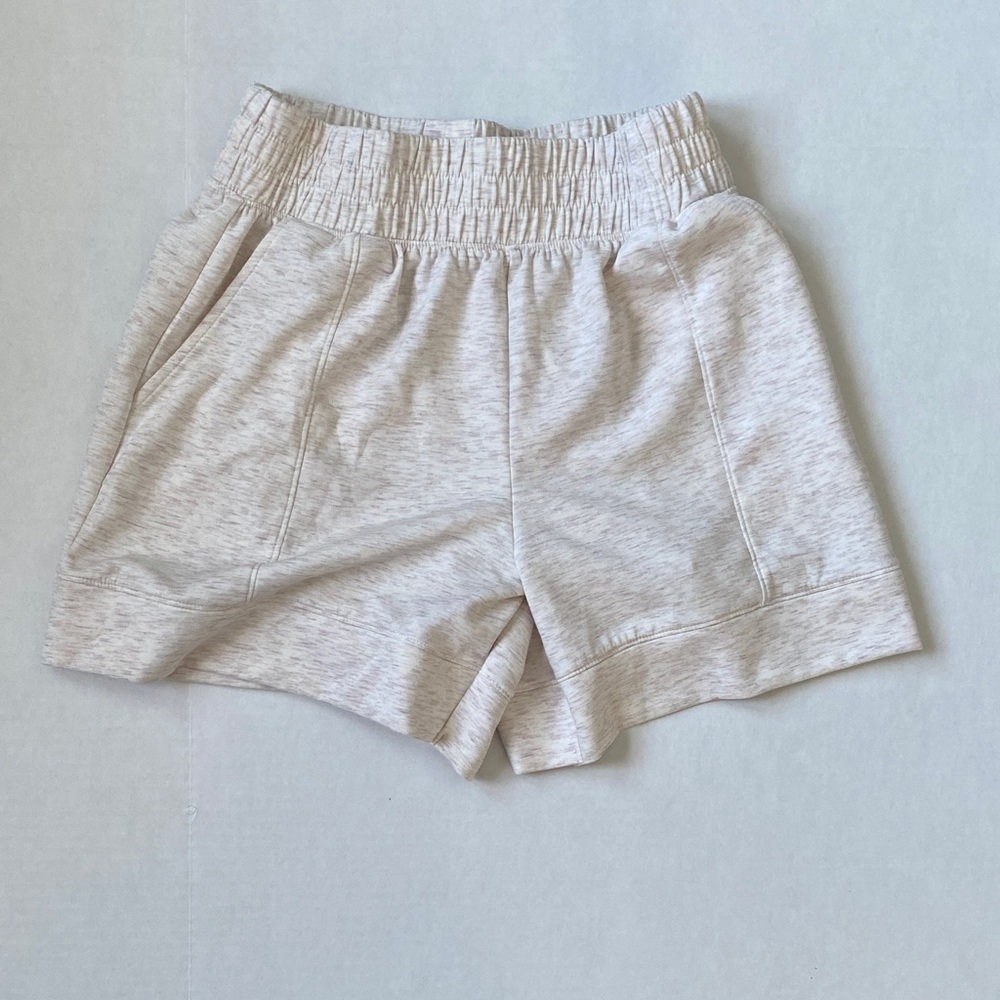 Zobha Women's Light Gray Athletic set